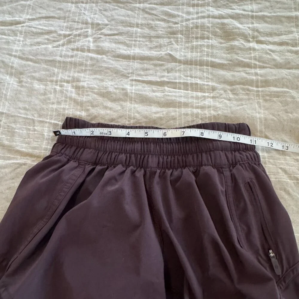 Lululemon Tracker Short V *4